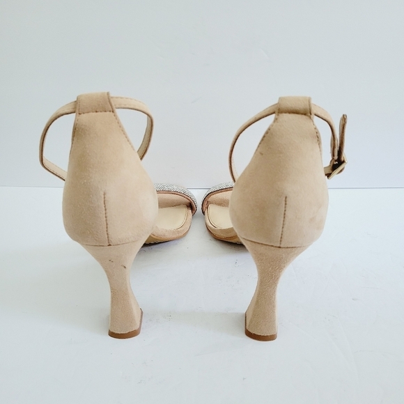 NEW Vince Camuto Leather Metallic Gray Rhinestones Heel Shoe Size 9M - Picture 4 of 6